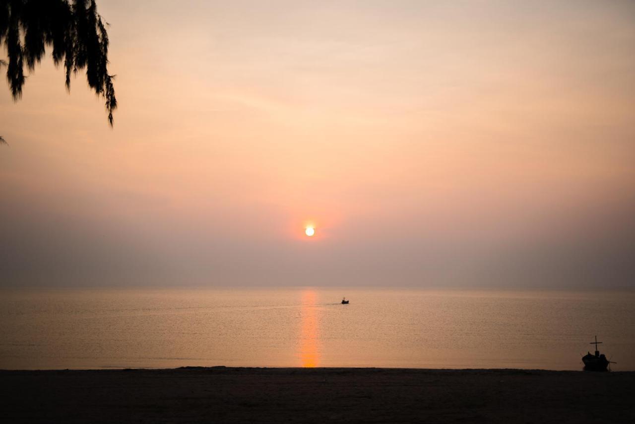 Lullaby The Sea Hua Hin Otel Cha-Am Dış mekan fotoğraf